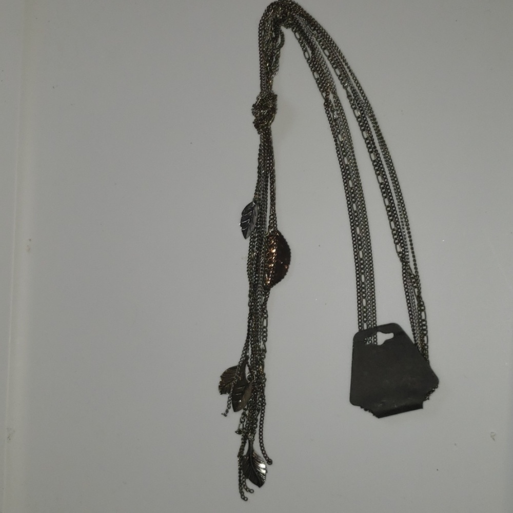 Long gold leaf necklace
